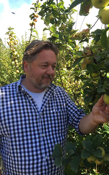 Pete Brown - The Apple Orchard